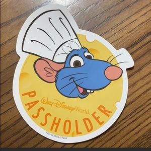 Disney Rattatouille Passholder Magnet